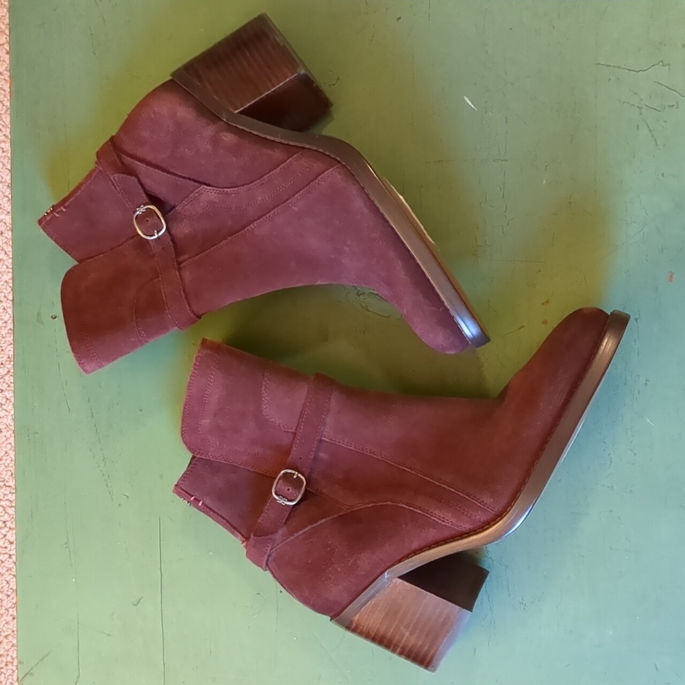 Sam Edelman Simona Boots Burgundy Suede Block Heel